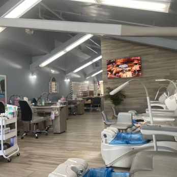 Aloha Nails and Boutique - Clean and spacious inside - Nail Salons Near Me - Temecula, California