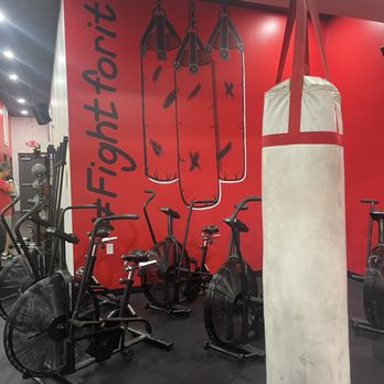 Punch Fitness Studio - Boxing Near Me - Pittsburgh, Pennsylvania