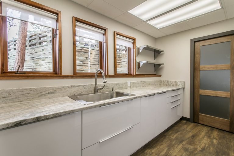 EVERGREEN ORAL SURGERY Updated September 2024 28000 Meadow Dr, Evergreen, Colorado Oral