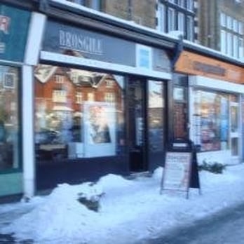 Brosgill Opticians - Eyewear & Opticians Near Me - Leeds, XWY