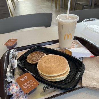 McDonald's - Breakfast platter - Fast Food Near Me - Ogallala, Nebraska McDonald's - Breakfast platter - Fast Food Near Me - Ogallala, Nebraska