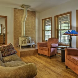 Rumsey House - Rumsey House Bed and Breakfast is a gracious country inn situated on 2 acres of walnut groves. This California B&B inn is locate