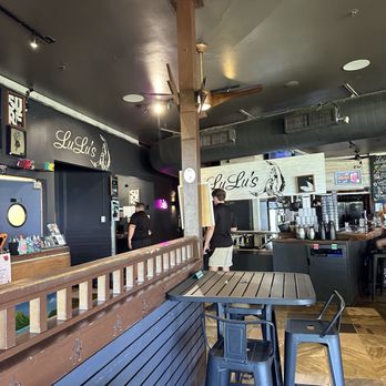 Lulu's Waikiki - Burgers Near Me - Honolulu, Hawaii Lulu's Waikiki - Burgers Near Me - Honolulu, Hawaii