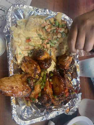 PEEWEE'S CRABCAKES by null