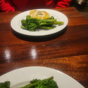 Barrett's Grill - Plates plated with consistency (perfect) - New American Near Me - Hunt Valley, Maryland