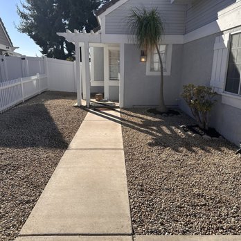 Ruiz Landscape - Gravel in front yard - Landscaping Near Me - Hemet, California