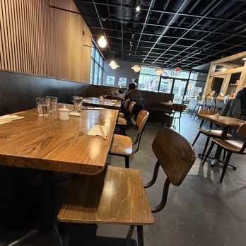 RAKKAN Ramen - Truckee - Inside - Ramen Near Me - Truckee, California