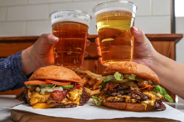 Best Buns Bakery & Burgers by null