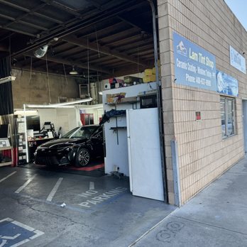 Lam Tint Shop - Shop and install bay - Home Window Tinting Near Me - San Jose, California Lam Tint Shop - Shop and install bay - Home Window Tinting Near Me - San Jose, California