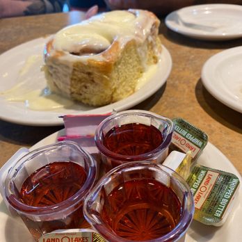 Saw Mill Cafe - Cafes Near Me - Mill Creek, Washington
