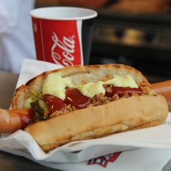 Mö-Grill - Hier komnt ein Hot-Dog, ..