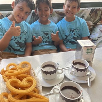 Chocolat - Churros con chocolate. - Cafeteria Near Me - Madrid, M Chocolat - Churros con chocolate. - Cafeteria Near Me - Madrid, M
