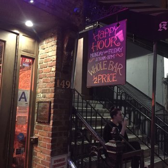 Downtown Social - Sports Bars Near Me - New York, New York Downtown Social - Sports Bars Near Me - New York, New York