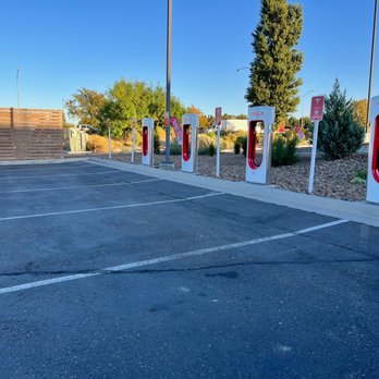 Tesla Supercharger - Twin Falls - EV Charging Stations Near Me - Twin Falls, Idaho Tesla Supercharger - Twin Falls - EV Charging Stations Near Me - Twin Falls, Idaho