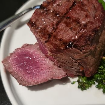 Lavish Bar & Grill - Bars Near Me - Stevenage, HRT