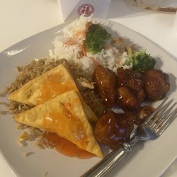 East Wok - S1. General Tso's Chicken. 8 Pieces Fried Crab Rangoons. Chicken Fried Rice