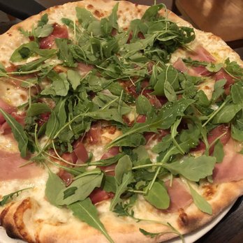Coppola - Blanca Pizza - Pizza Near Me - Bilbao, BI