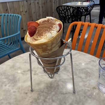 Cafe Mong - Strawberry Tiramisu Crepe - Breakfast & Brunch Near Me - Las Vegas, Nevada