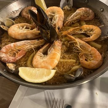 Marina Ventura - Seafood paella - Arroceria / Paella Near Me - Madrid, M