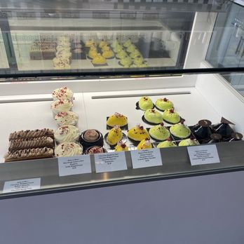 Délice Macarons - Desserts - Desserts Near Me - Cranford, New Jersey Délice Macarons - Desserts - Desserts Near Me - Cranford, New Jersey