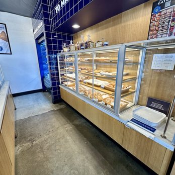 Paris Baguette - Interior - Bakeries Near Me - Santa Clara, California Paris Baguette - Interior - Bakeries Near Me - Santa Clara, California