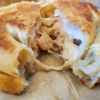 El Porteño - Shrimp and cheese empanada - Empanadas Near Me - Napa, California El Porteño - Shrimp and cheese empanada - Empanadas Near Me - Napa, California