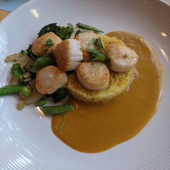 Pacific Rim - Seared scallops with coconut rice and curry - Asian Fusion Near Me - Ann Arbor, Michigan Pacific Rim - Seared scallops with coconut rice and curry - Asian Fusion Near Me - Ann Arbor, Michigan