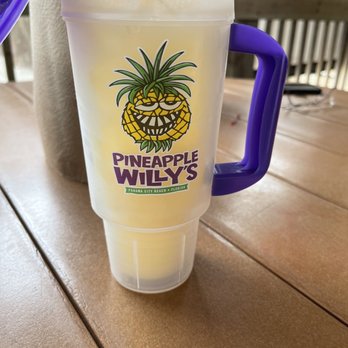 Pineapple Willy's - Pineapple Willy - Seafood Near Me - Panama City Beach, Florida