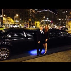 Seattle 7 Days Limo - 2008 Chrysler 300 (10 passengers)