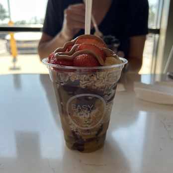 Easy Açaí - Make your own bowl with Acai zero, granola, strawberries, banana & peanut butter - Acai Bowls Near Me - St Johns, Florida Easy Açaí - Make your own bowl with Acai zero, granola, strawberries, banana & peanut butter - Acai Bowls Near Me - St Johns, Florida