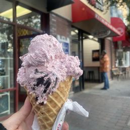 Blackberry Chocolate Ice Cream