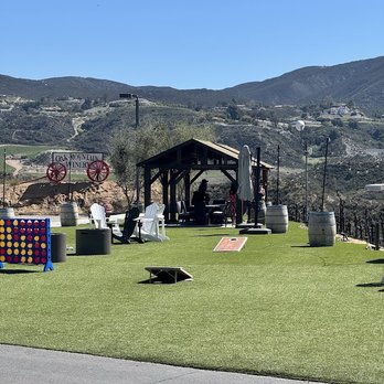 Oak Mountain Winery - Wineries Near Me - Temecula, California