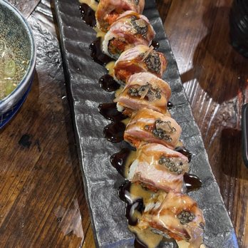 Maguro - Sushi Bars Near Me - Brookline, Massachusetts