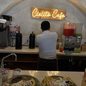 Cielito Cafe - Chilaquiles verdes - Breakfast & Brunch Near Me - Houston, Texas