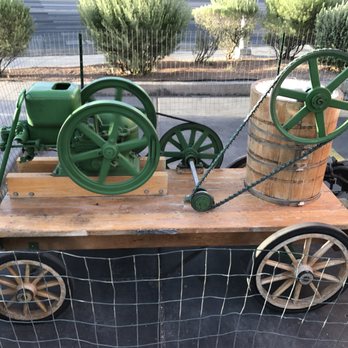 Home-Made Ice Cream - Ice cream maker.  For display only. - Ice Cream & Frozen Yogurt Near Me - Las Vegas, Nevada