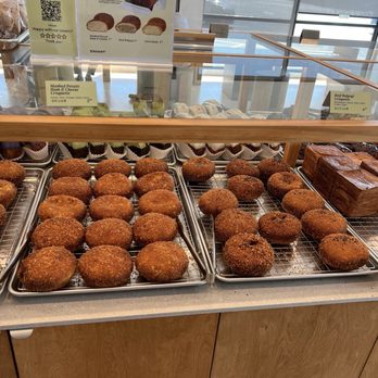 D'avant Bakery - Bakeries Near Me - Ridgefield, New Jersey