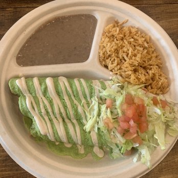 Nissi Vegmex - Flauta plate. WOW. The flautas were so good, and I'm in love with the green sauce. Perfectly crispy. - Mexican Near Me - Austin, Texas Nissi Vegmex - Flauta plate. WOW. The flautas were so good, and I'm in love with the green sauce. Perfectly crispy. - Mexican Near Me - Austin, Texas