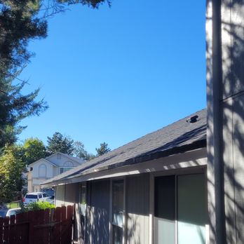 Robins Roofing - Side - General Contractors Near Me - Reno, Nevada Robins Roofing - Side - General Contractors Near Me - Reno, Nevada