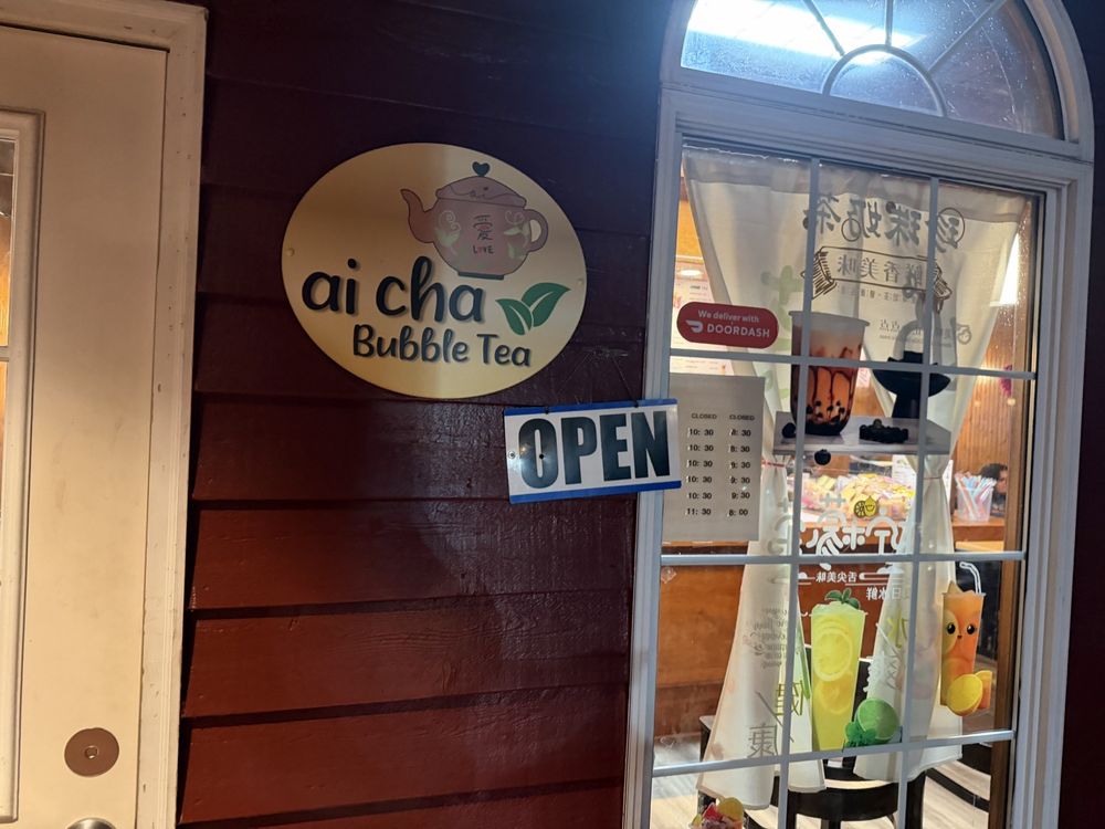 Social spots from Ai Cha Milk Tea
