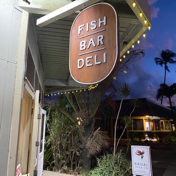 Fish Bar Deli - Restaurant by night - Seafood Markets Near Me - Kapaa, Hawaii