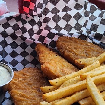 Wing It Cafe - Fish and chips - Cafes Near Me - Fort Worth, Texas