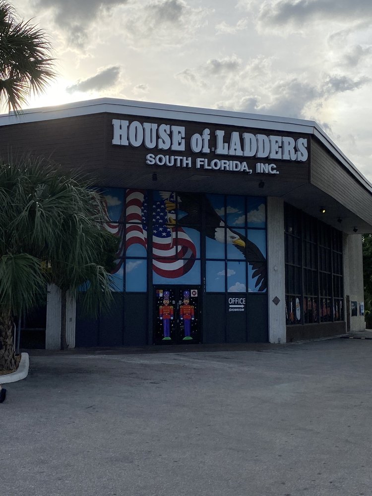 HOUSE OF LADDERS PLAZA 4711 N Dixie Hwy, Oakland Park, Florida