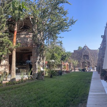Maxico - Outside - Restaurants Near Me - Rosarito, BCN