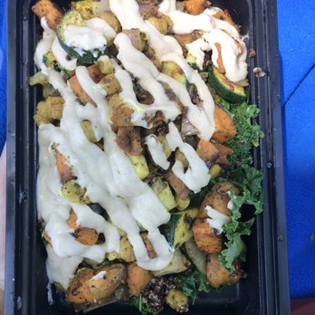 B'Gabs Comfort Cafe - Buddah Bowl with tahini dressing - Live/Raw Food Near Me - Chicago, Illinois