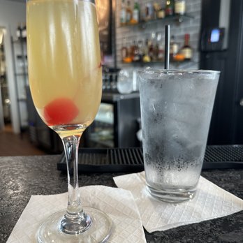 Cornbread Restaurant & Bar - Tropical Mimosa - Soul Food Near Me - Southfield, Michigan Cornbread Restaurant & Bar - Tropical Mimosa - Soul Food Near Me - Southfield, Michigan