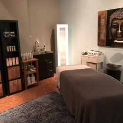 Green Lotus Salon & Wellness