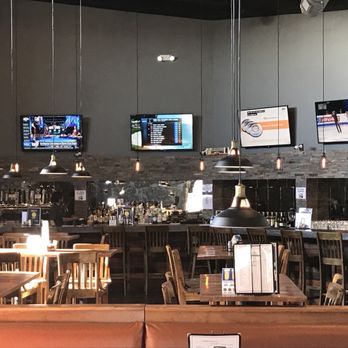 Smiley's Bar-B-Q - Barbeque Near Me - Raphine, Virginia