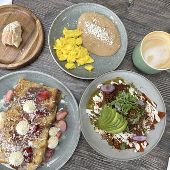 Bandoleros Cafe - Breakfast & Brunch Near Me - Huntington Beach, California Bandoleros Cafe - Breakfast & Brunch Near Me - Huntington Beach, California