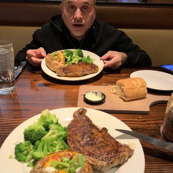 LongHorn Steakhouse - Juicy steaks, perfectly cooked broccoli, and the potato? Top notch - Steakhouses Near Me - Midvale, Utah