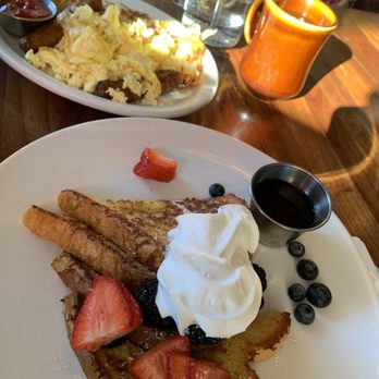 Cafe De Olla - French toast - American Near Me - Burbank, California Cafe De Olla - French toast - American Near Me - Burbank, California